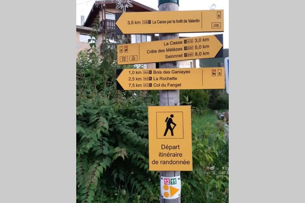 Appartement Studette dans station de ski aux pieds des pistes Selonnet France