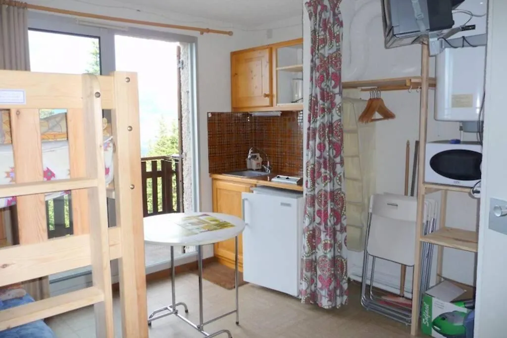 Appartement Studette dans station de ski aux pieds des pistes Selonnet